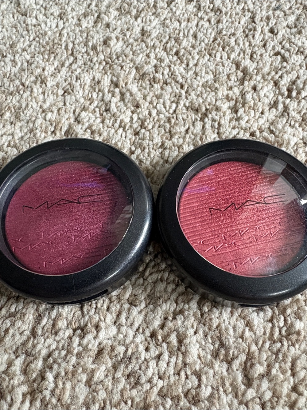 2x MAC Blush